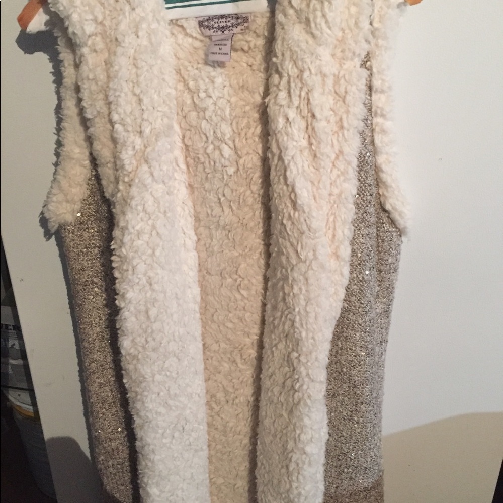 Women long vest